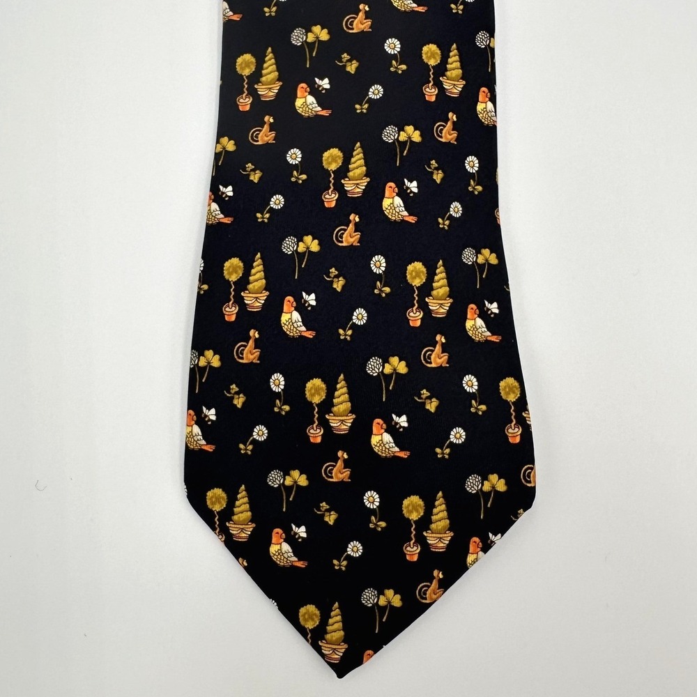 Salvatore Ferragamo Tie Mens Silk Black Gold Garden Squirrel Bird Italy Luxury‎ - Picture 9 of 9